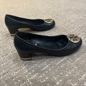 Tory Burch pumps, black leather with gold and wood heel, size 8